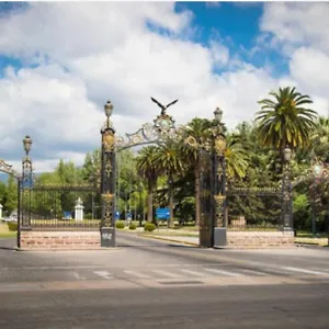 https://e-z-centrico-mendoza.hotelsmendoza.com