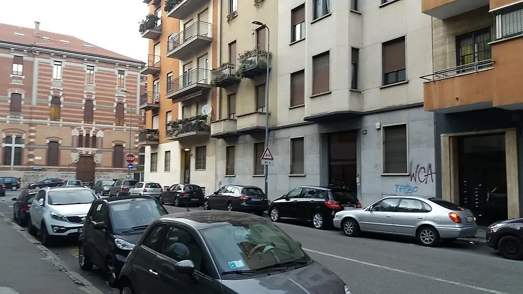 Apartamento Nice Livings Lazzaroni Milão Itália